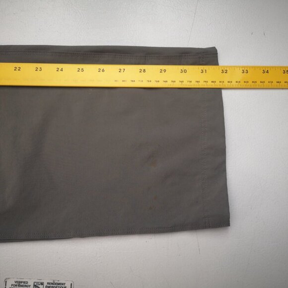 L.L. Bean Men's Size 32/32 Grey Straight Legs Zip Off Pants - Picture 15 of 16